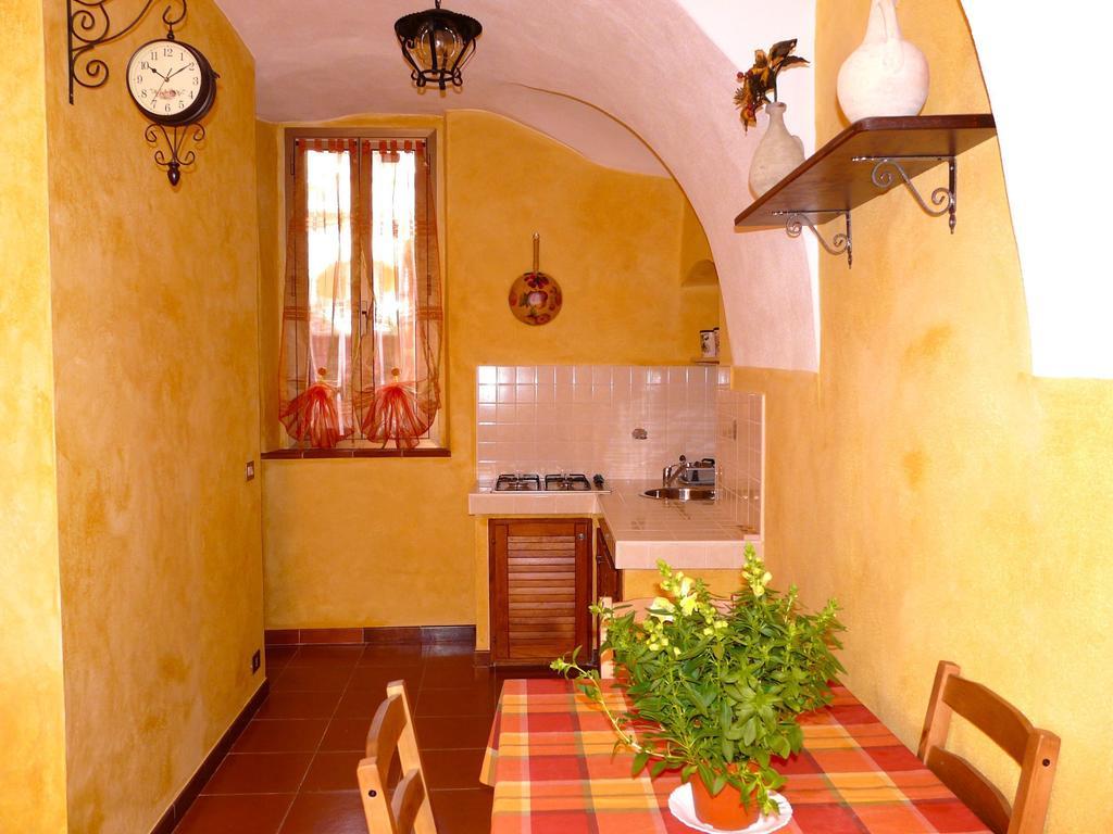 Il Ruscello Apartment Долчеакуа Стая снимка
